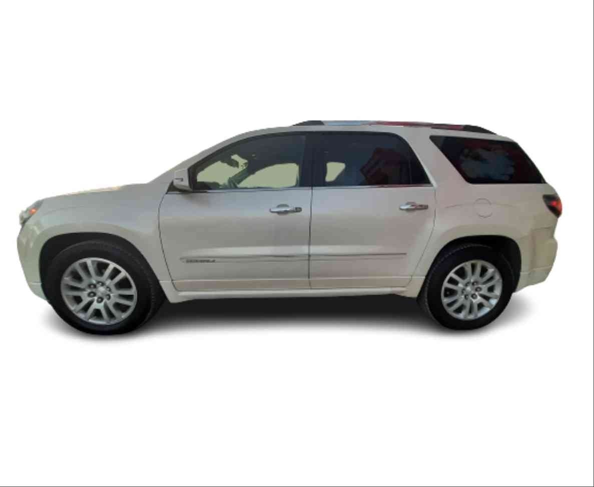 2015 GMC ACADIA 5 PTS DENALI TA 7 PAS PIEL XENON RA-20 CROM 4X4