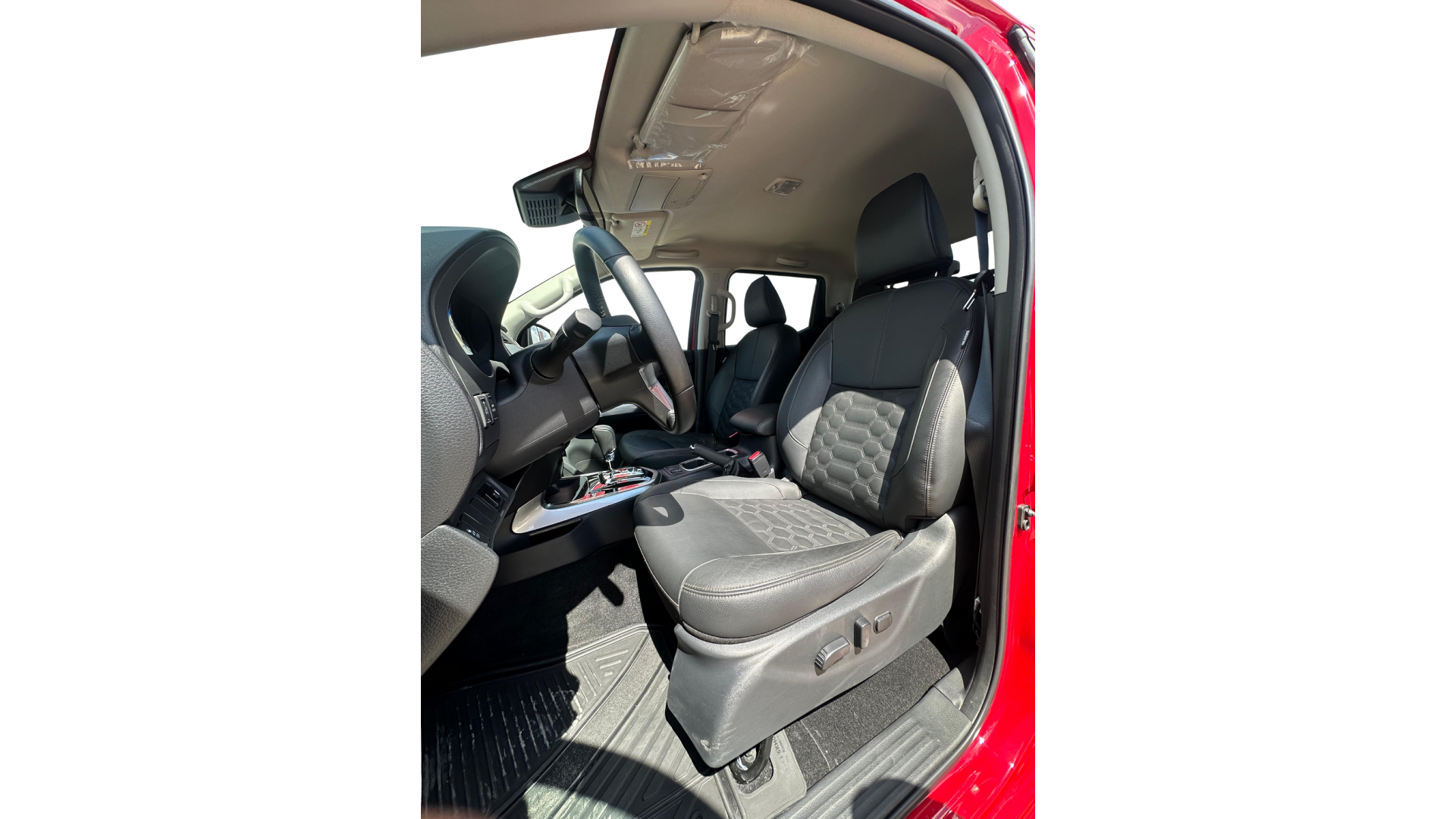 2025 Nissan FRONTIER 4P PLATINUM LE L42.5 AUT